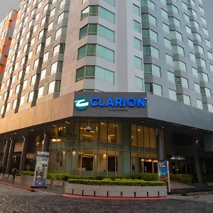 5* מלון Clarion